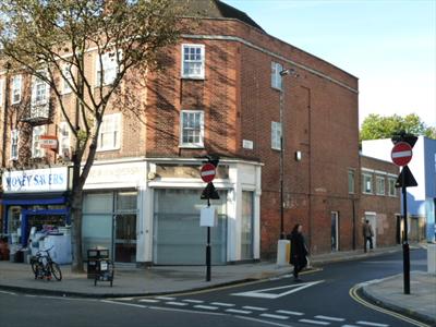 Corner D1 Educational Use Property - Junction Road N19