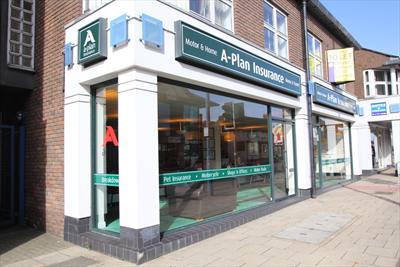 Prominent High Street A2 Office - Potters Bar EN6