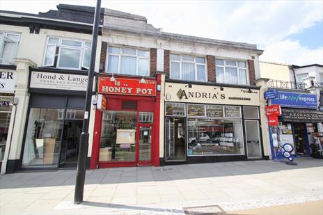 Freehold Shops & Upper Part For Sale - Winchmore Hill N21