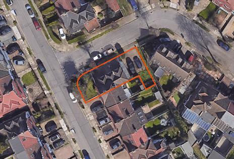 Surgery with Consent for Private Dwelling House For Sale - Enfield EN1