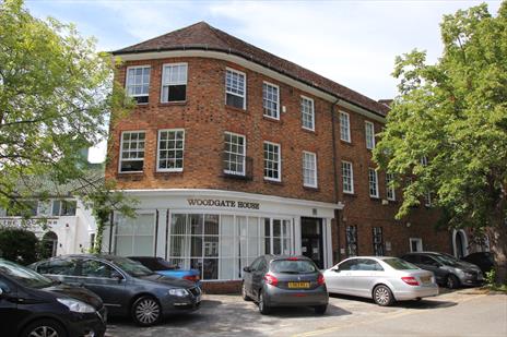 Office Suite To Let - Cockfosters EN4