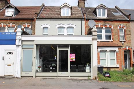 Share of Freehold Shop For Sale - Bush Hill Park EN1